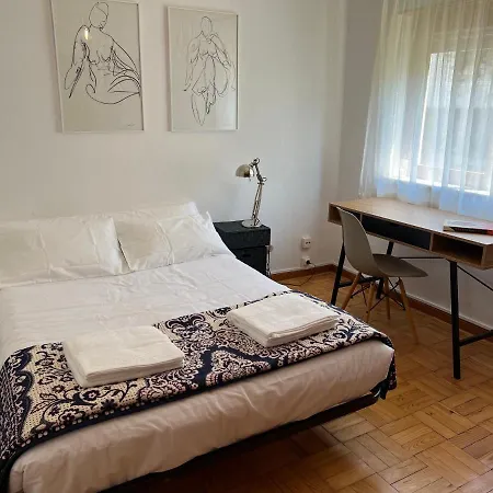 Moradia Xico'S House * Coimbra